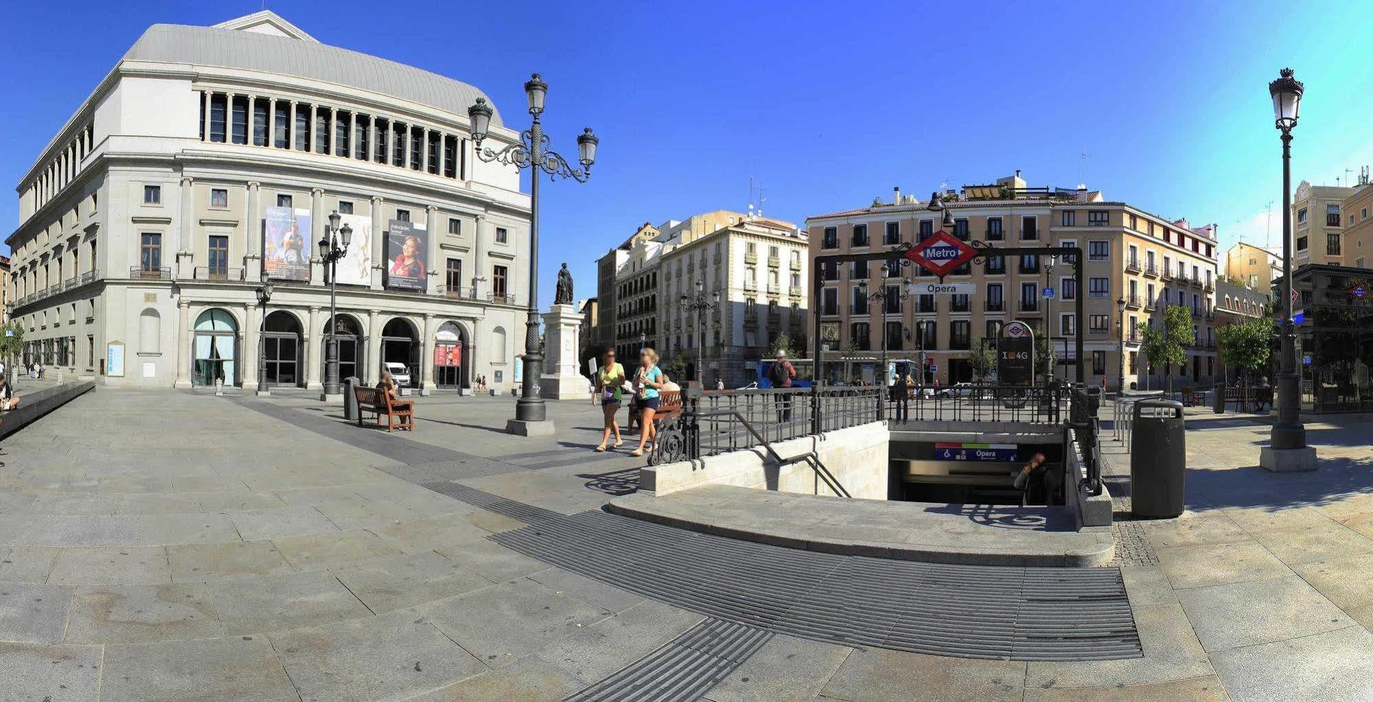 Oriente Suites Madrid Exterior photo